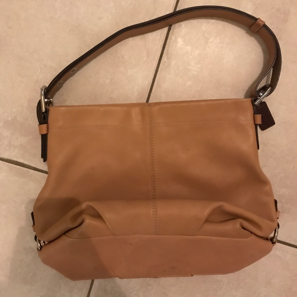 Coach tan/brown leather purse
